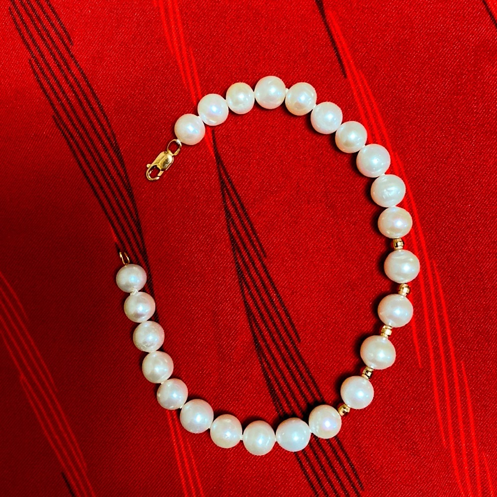 New pearl bracelet with 585 golden clasp and beads 7,5” L